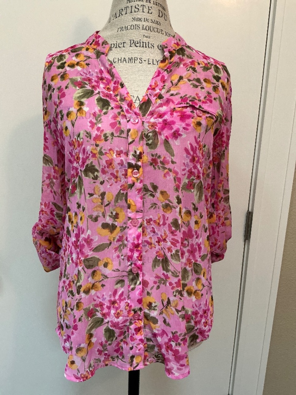 KUT From The Kloth “Jasmine”Roll Tab Blouse Sz SMALL